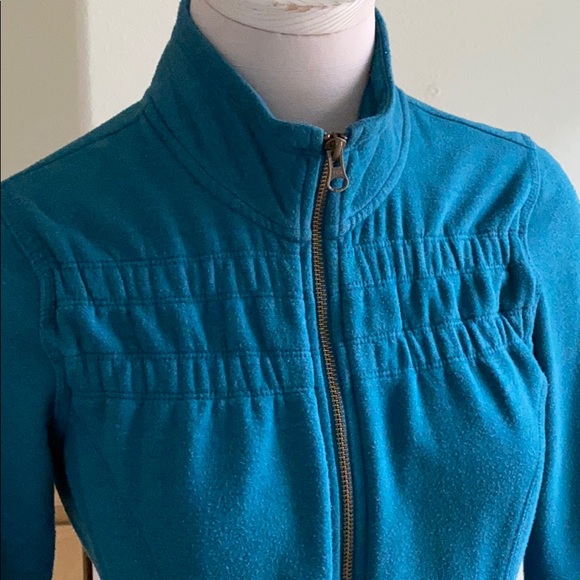 Zella Zip Up - Picture 3 of 7